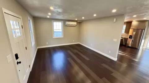 Living - 23 Ferdinand St, Worcester, MA 01603 photo 1 of 7