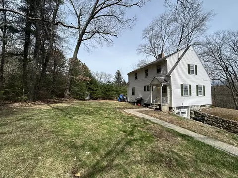 19 Glen Ave, Upton, MA 01568 photo 10