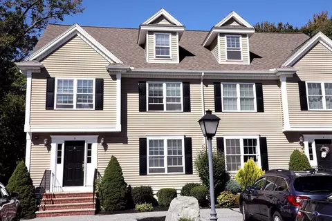 8 Pilgrim St #5, North Reading, MA 01864