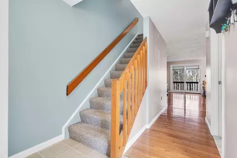 Entry Way - 7 Deer Path #2, Maynard, MA 01754 photo 1 of 4