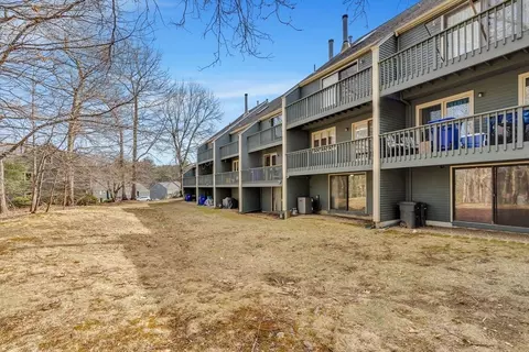 Exterior - 7 Deer Path #2, Maynard, MA 01754 photo 6 of 8
