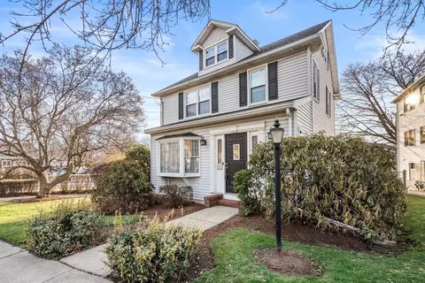 293 Lexington St, Watertown, MA 02472