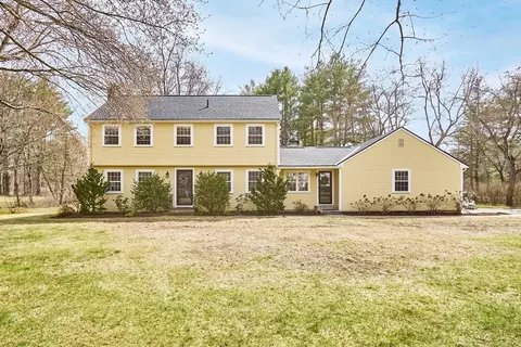 551 Barretts Mill Rd, Concord, MA 01742