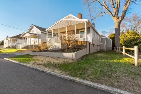 224 Kennedy St, Fall River, MA 02721 photo 2
