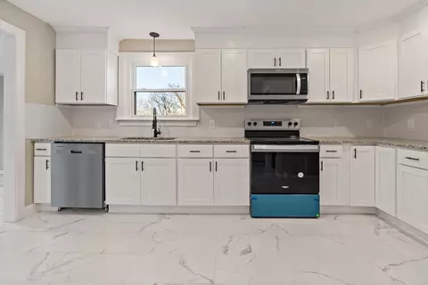 224 Kennedy St, Fall River, MA 02721 photo 12