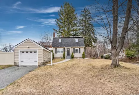 96 Lawton Ave, Fitchburg, MA 01420