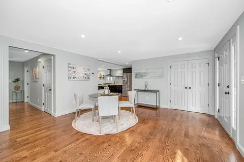 Dining - 29 Washington St, Boxford, MA 01921 photo 1 of 2