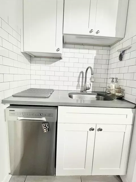 10-12 Edith Ave #3, Everett, MA 02149 photo 4