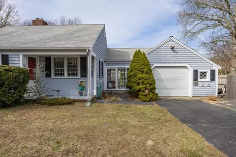 12 Charing Cross Rd, Dennis, MA 02660 photo 3