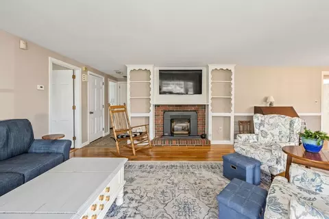 12 Charing Cross Rd, Dennis, MA 02660 photo 9