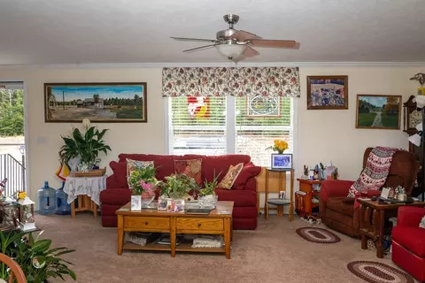 174 Robert Dr, Athol, MA 01331 photo 5