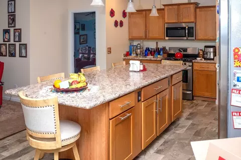 174 Robert Dr, Athol, MA 01331 photo 9