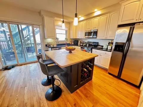 515 E 8th St #1, Boston, MA 02127 photo 2