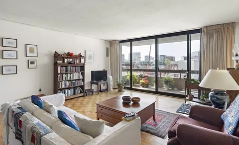 566 Commonwealth Ave #706, Boston, MA 02215