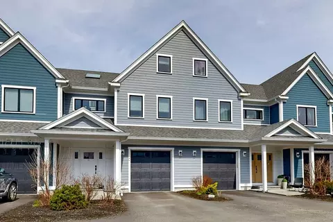 11 Hennery Way #11, Medfield, MA 02052