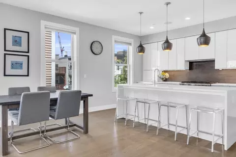 584 E Third St #6, Boston, MA 02127