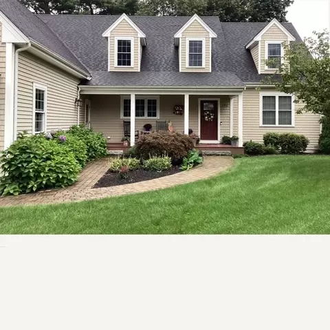 176 East St, Walpole, MA 02032