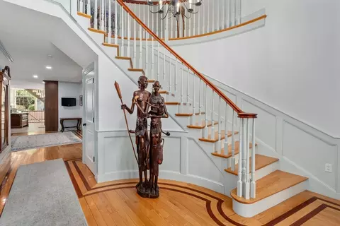 80 Loring Rd, Weston, MA 02493 photo 2