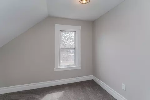 9 Ladd St, Springfield, MA 01109 photo 16