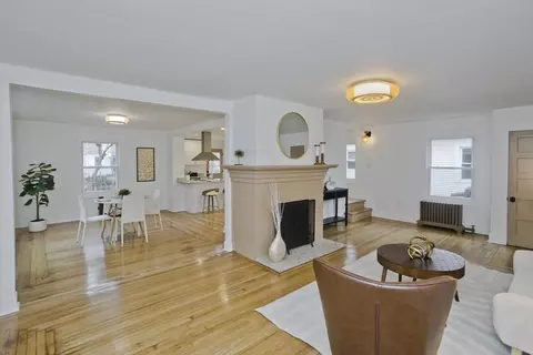56 Colonial Ave, Springfield, MA 01109 photo 13