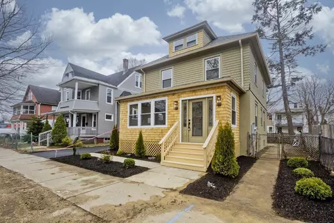 56 Colonial Ave, Springfield, MA 01109 photo 2