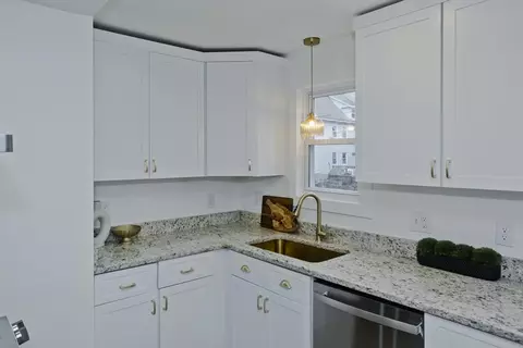 56 Colonial Ave, Springfield, MA 01109 photo 25