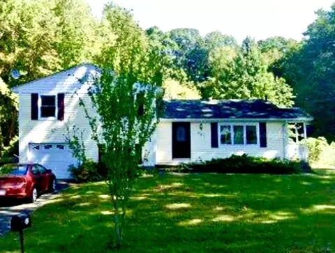 242 East St, South Hadley, MA 01075