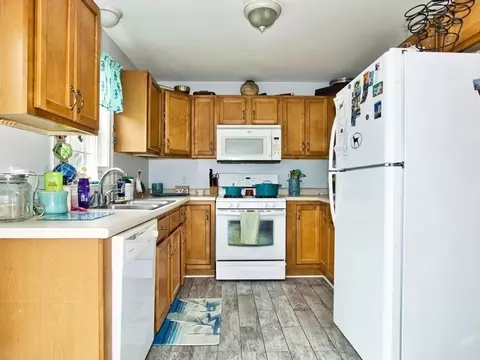 Kitchen - 5055 N Main St #2, Fall River, MA 02720 photo 3 of 4