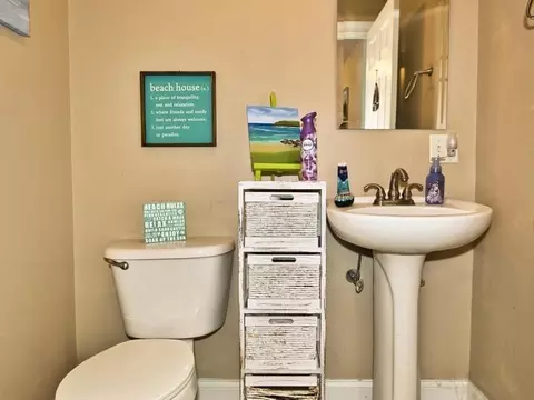 Bath - 5055 N Main St #2, Fall River, MA 02720 photo 1 of 3