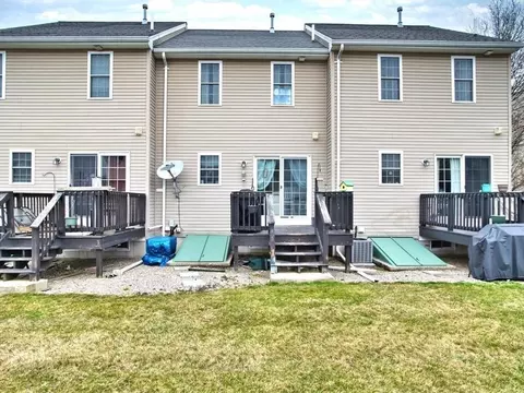 Exterior - 5055 N Main St #2, Fall River, MA 02720 photo 5 of 7
