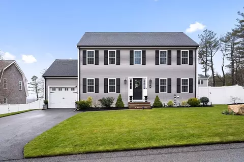 60 Parkway, Marshfield, MA 02050