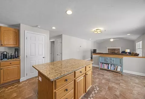 Entry Way - 9 Bog River Bnd, Mashpee, MA 02649 photo 2 of 3