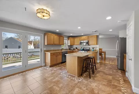 Kitchen - 9 Bog River Bnd, Mashpee, MA 02649 photo 2 of 2