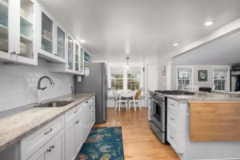 9 Pine Tree Dr, Barnstable, MA 02632 photo 10