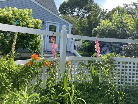 9 Pine Tree Dr, Barnstable, MA 02632 photo 28