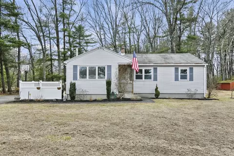 107 Tannery Rd, Westfield, MA 01085