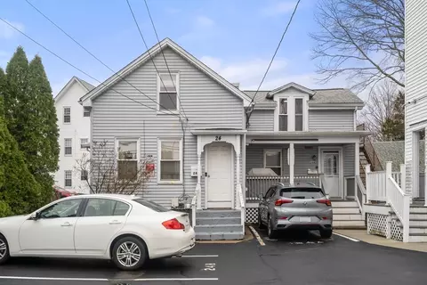 24 Pine St #B, Attleboro, MA 02703