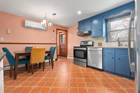 34 Longmeadow Rd, Beverly, MA 01915 photo 5
