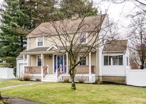 5 Neighbors Ln, Waltham, MA 02451