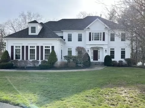 11 Mulligan Way, Northborough, MA 01532