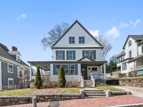 27 Germain St, Worcester, MA 01602