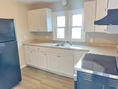 Kitchen - 17 Thornton Rd, Worcester, MA 01606 photo 1 of 2