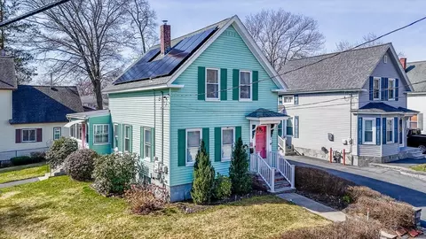 66 Billings St, Lowell, MA 01850