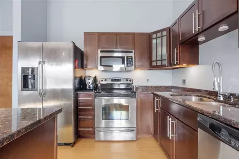 1511 Main St #CPH6, Worcester, MA 01603 photo 12