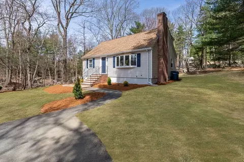 264 York St, Canton, MA 02021 photo 3