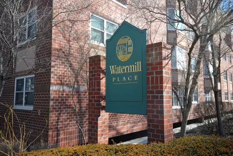1 Watermill Pl #320, Arlington, MA 02476