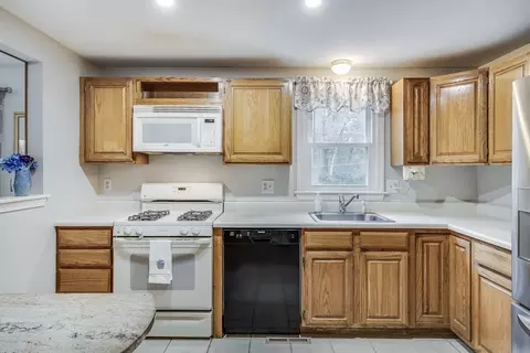 66 Braley Jenkins Rd, Centerville, MA 02632 photo 12