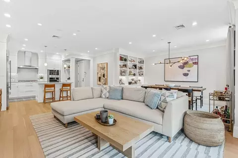 131 Saint Botolph St #2, Boston, MA 02115