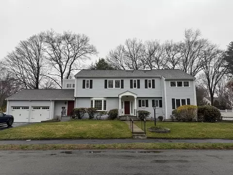 28 Mansfield Rd, Wellesley, MA 02481