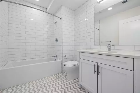 301 Border St #413, Boston, MA 02128 photo 12